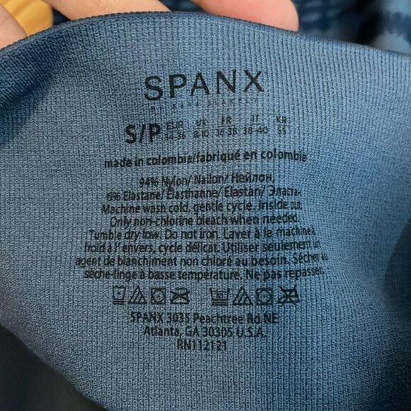 Spanx Indigo Geo Look at me Now Seamless Leggings S - Picture 9 of 9